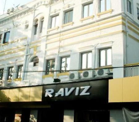 Raviz Inn Calcutta Buitenkant foto